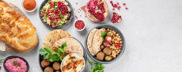 Jüdisches Essen Auf Hellem Hintergrund Traditionelles Ernährungskonzept Panorama Kopierraum — Stockfoto