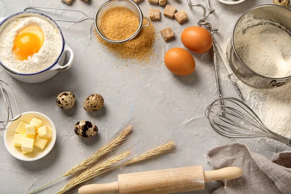 Cocinar Los Ingredientes Sobre Fondo Claro Concepto Hornear Plano Vista —  Fotos de Stock