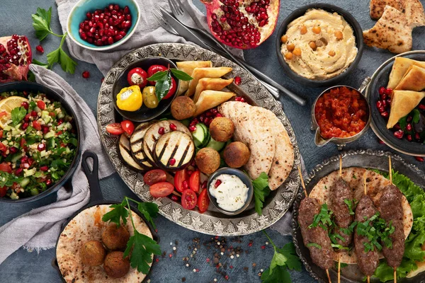 Arabisches Essenssortiment Auf Dunklem Hintergrund Traditionelles Ernährungskonzept Draufsicht Flache Lage — Stockfoto