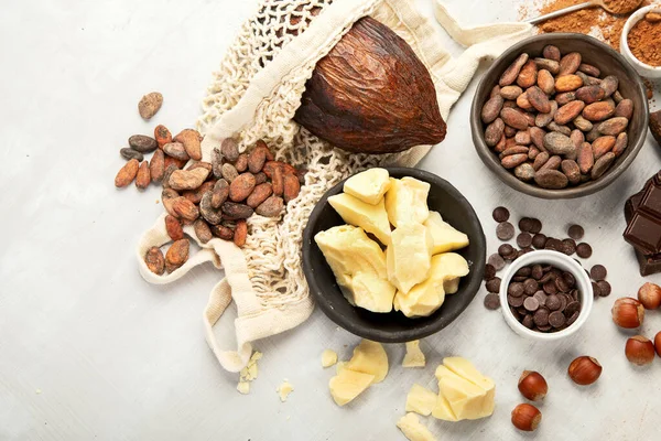 Cacao Beans Powder Cacao Butter Chopped Chocolate White Background Top — Stock Photo, Image