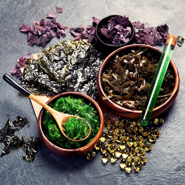 Farkfonda yosun çeşitleri var. Sağlıklı atıştırmalıklar.