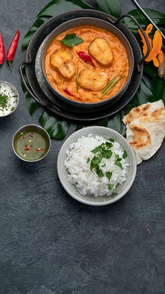 Kerala Fish Curry Dark Background Traditional Food Concept Top View — Stok fotoğraf