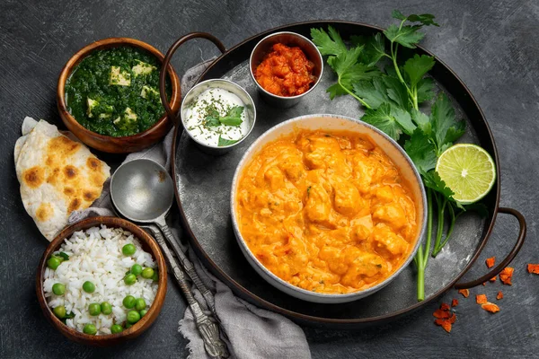 Curry Indiano Fundo Escuro Conceito Comida Tradicional Pratos Aperitivos Cozinha — Fotografia de Stock