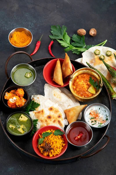 Indian Thali Dark Background Traditional Food Concept Organic Food Concept — Fotografia de Stock