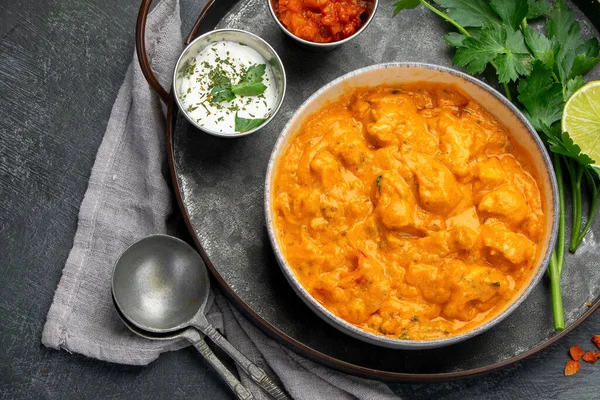 Curry Indiano Fundo Escuro Conceito Comida Tradicional Pratos Aperitivos Cozinha — Fotografia de Stock