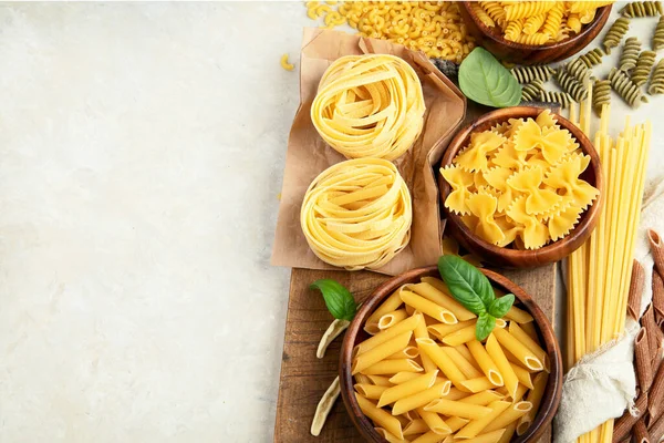 Varietà Pasta Italiana Fondo Chiaro Concetto Cibo Tradizionale Layout Piatto — Foto Stock