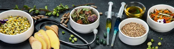 Ассортимент Травяной Традиционной Медицины Традиционная Концепция Здравоохранения Естественные Гомеопатические Средства — стоковое фото