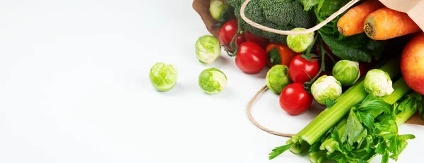 Сирі Овочі Світлому Фоні Продовольча Сумка Здорова Вегетаріанська Їжа Панорама — стокове фото