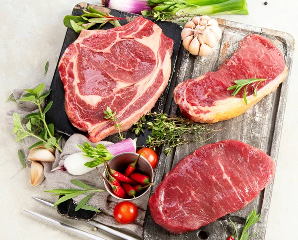 Carne Fresca Carne Crua Para Fazer Deliciosos Bifes Suculentos Com — Fotografia de Stock