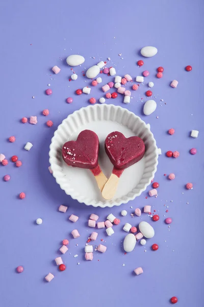 Violet Blueberry Ice Cream Lilac Background Atmospheric Sweet Menu Concept — Foto Stock