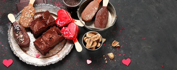 Dolci Cioccolato Fondo Scuro Tavolo Dessert Vista Dall Alto Disposizione — Foto Stock
