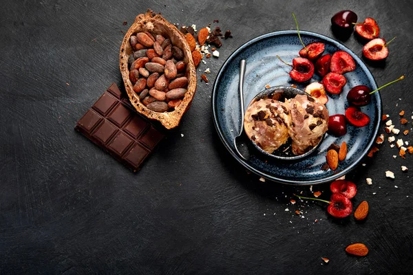 Chocolate Ice Cream Berries Dark Background Top View Copy Space — Fotografie, imagine de stoc