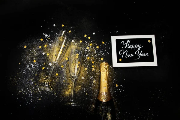 Bicchiere Champagne Bottiglia Sfondo Scuro Bevande Tradizionali Tempo Festivo Vista — Foto Stock