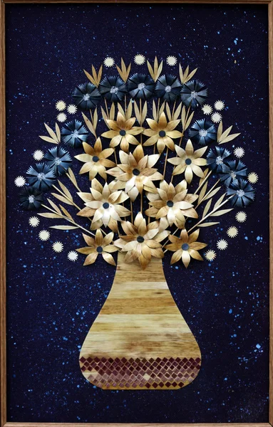 ベロロシアの伝統的な製品は花を作りました — ストック写真