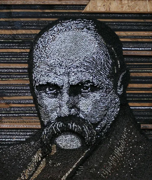 Portret van taras Sjevtsjenko gemaakt van schroeven door yury shpyrko — Stockfoto