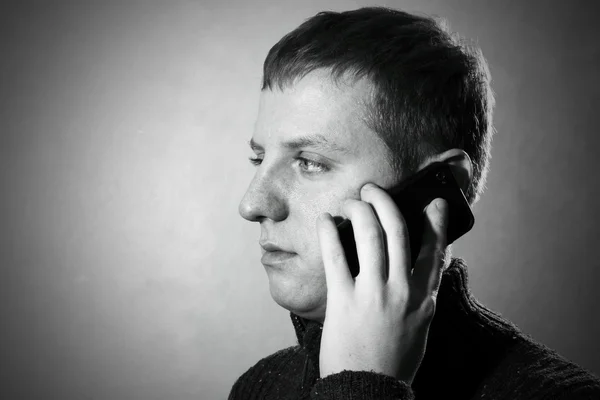 Man speaking by cell phone — Stock Photo, Image