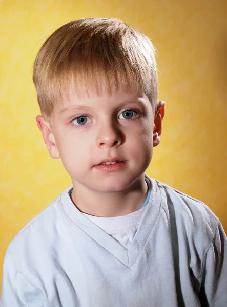 Happy joyful beautiful little boy — Stock Photo, Image