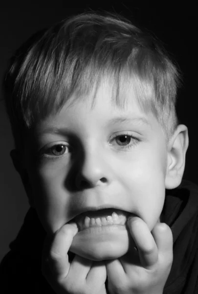 Little boy make funny face — Stock Photo, Image