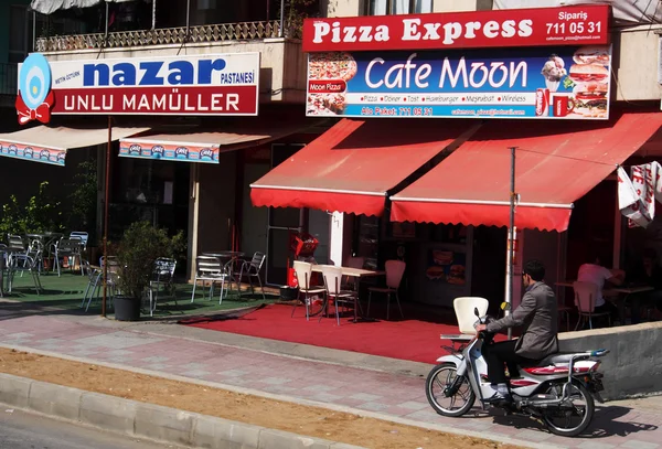 Cafe Moon, Bayir, Turkey — Stock Photo, Image