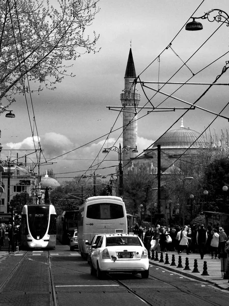 Atik Ali Pasa mosque on Divan — Stock Photo, Image