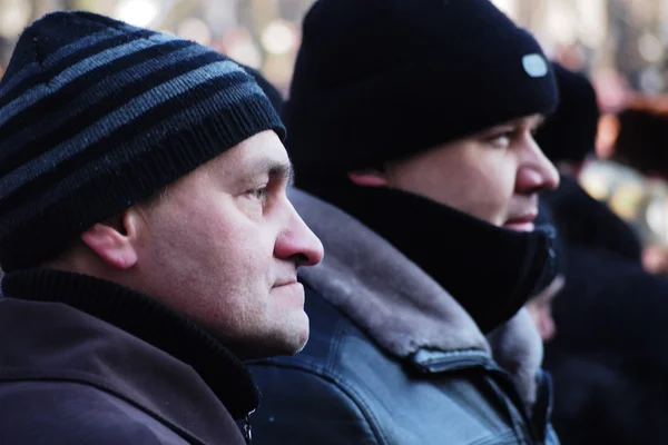 Teilnehmer der pro-janukowitsch-Kundgebung — Stockfoto
