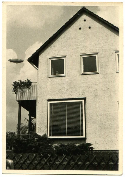 Privat hus, augusti 1959, celle, Niedersachsen — Stockfoto