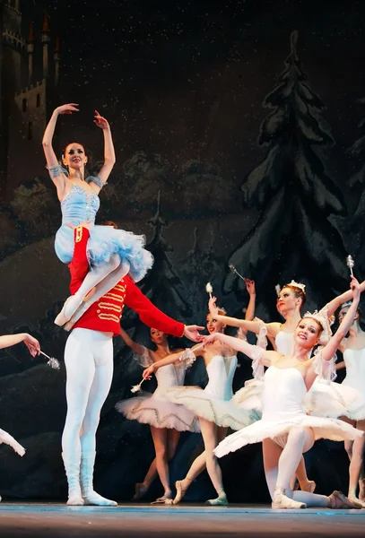 Ballet cascanueces en Lugansk — Foto de Stock