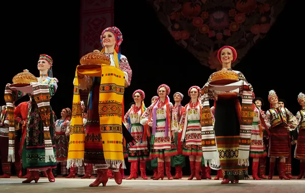 Conjunto nacional ucraniano de danza folclórica llamado así en honor a P.Virsky —  Fotos de Stock