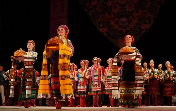 Conjunto nacional ucraniano de danza folclórica llamado así en honor a P.Virsky —  Fotos de Stock