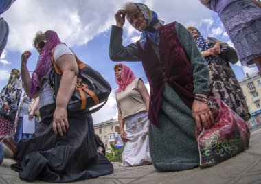 luhansk kucağında barış için dua müminler