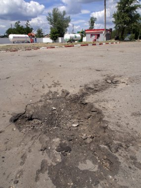 Makarovo köyü de yol madenlerinden huni