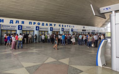 Yerliler luhansk bırakın.