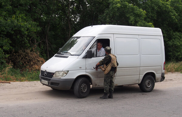 Army Southeast strengthens checkpoints, Statisa Luchanskaya, Ukraine