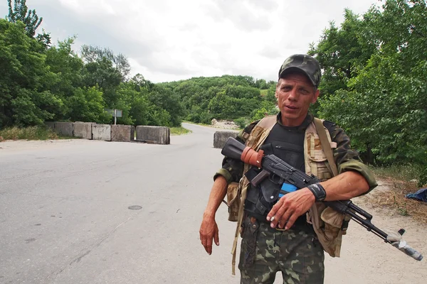 Army Southeast strengthens checkpoints, Statisa Luchanskaya, Ukraine — Stock Photo, Image