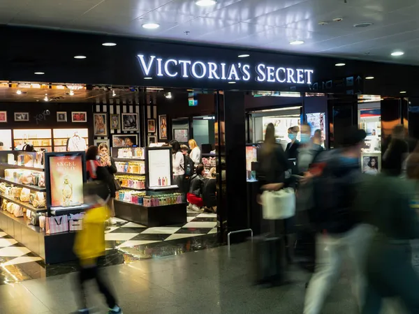 Kiev Ucrania Noviembre 2021 Victoria Secret Department Duty Free Store —  Fotos de Stock