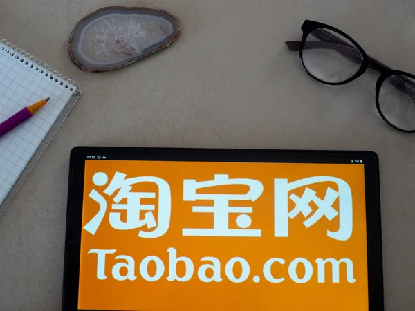Garham Bavaria Germany May 2022 Taobao Com 로고가 태블릿에 표시되어 — 스톡 사진