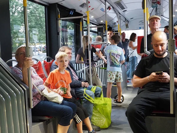 Salzburg Ausatria August 2022 Passengers Ride Trolleybus — Stockfoto