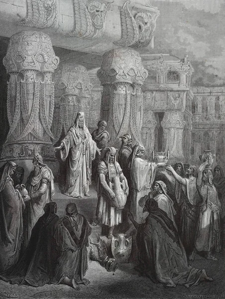 Kral Kores (Cyrus) tapınağın gemilerini teslim eder. Illustration by Gustave Dore from the third edition of the Bible translated by Ludwig Philippson, 1870, Stuttgart, Germany. Orijinal çizimler 1850-1853 döneminde yapılmıştır..