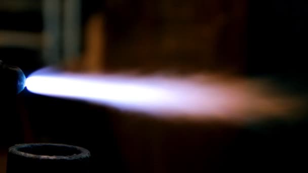 Gas welding flame — Stock Video