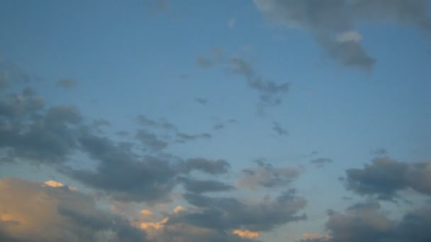 Timelapse з вечірнім хмарним небом — стокове відео