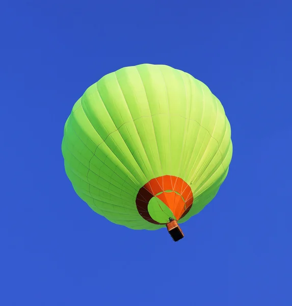 Balonového létání v modré obloze — Stock fotografie
