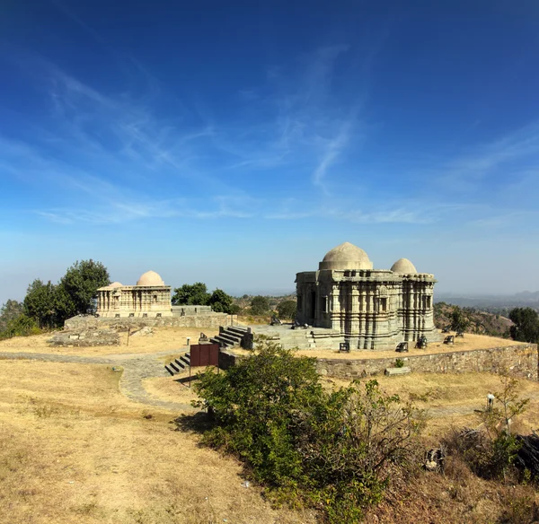 Świątynia w kumbhalgarh fort, Indie — Zdjęcie stockowe