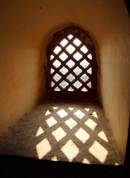 Ozdoba okna kraty w Indiach — Zdjęcie stockowe
