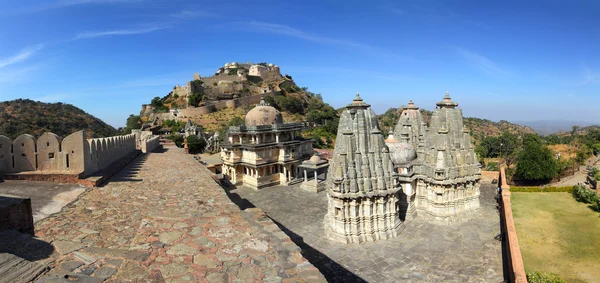 Panorama kumbhalgarh pevnosti v Indii — Stock fotografie