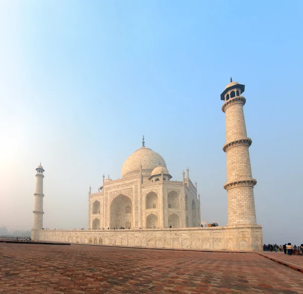 Taj Mahal - famoso mausoléu na Índia — Fotografia de Stock
