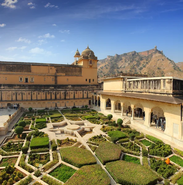 Jardim no forte âmbar - Jaipur — Fotografia de Stock