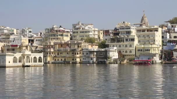 Λίμνη επιχειρηματίας στην Ινδία udaipur — Αρχείο Βίντεο