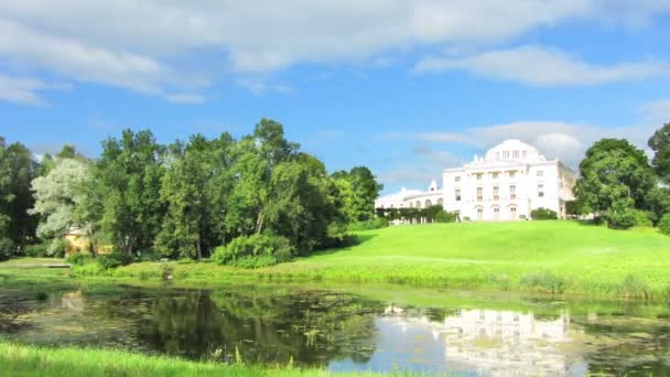 Palácio em Pavlovsk parque São Petersburgo Rússia - timelapse — Vídeo de Stock