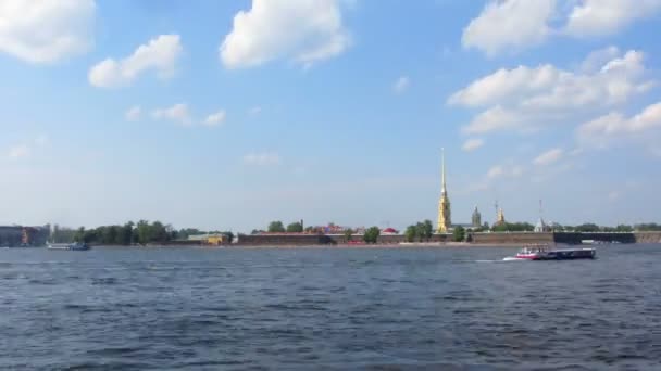 상트-timelapse Neva 강 베드로 Paul 요새 — 비디오