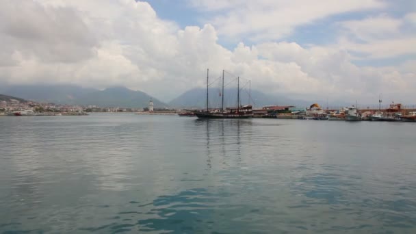 Panorama van bay in alanya Turkije — Stockvideo